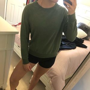Cargo Green cropped pullover